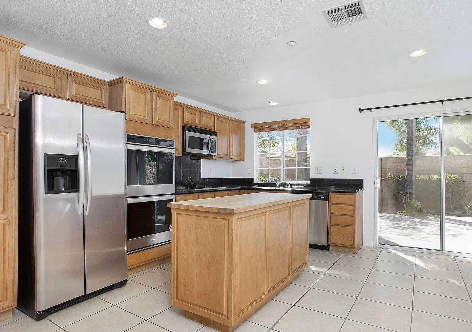Rarely on the market! One Story Attached Single Family Residence in Brea-Olinda Ranch! — Photo 3