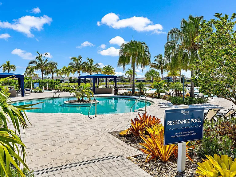 15883 Key Biscayne Ln — Photo 50