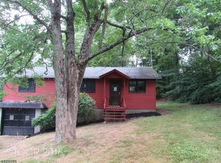 225 Waconia Rd, Highland Lakes, NJ 07422