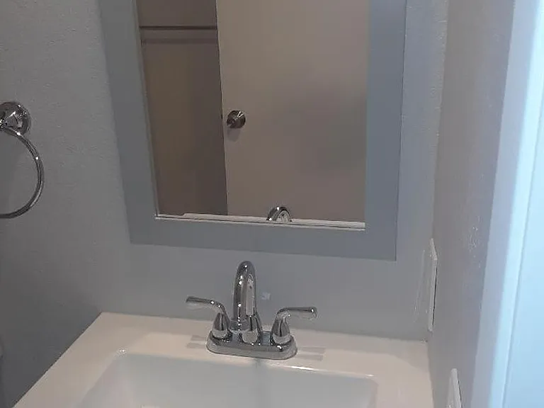 10800 Palms Blvd — Photo 11