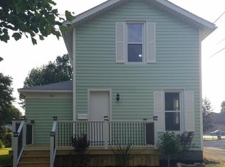 214 N 4th St, Upper Sandusky, OH 43351