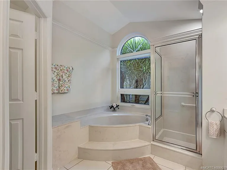 2018 NW Laurel Oak Ln — Photo 32