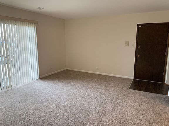 2nd image of 4815 W 109th St APT 203