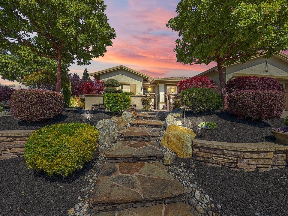 1st image of 301 Elderberry Ct