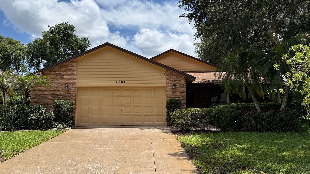 4664 Tiffany Woods Cir - Property Image