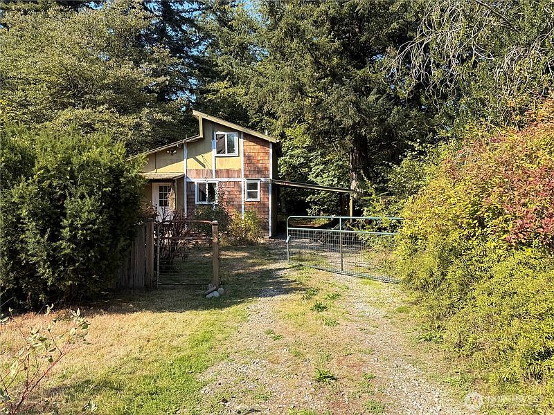 2nd image of 41231 Goldbar Boulevard