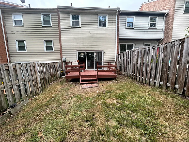 2090 Pilgrim Dr — Photo 30