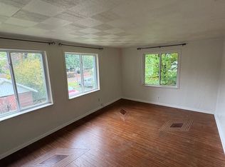 751-755 River Rd SW, Mill City, OR 97360