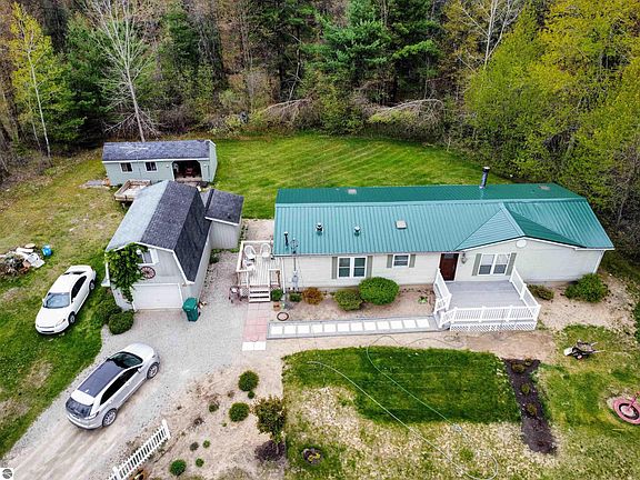2nd image of 5760 River Valley Dr