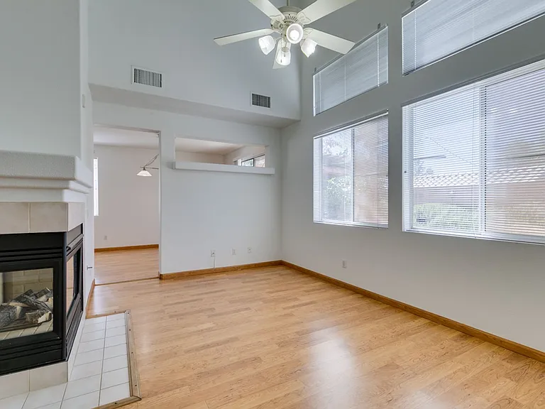 2760 Saigon Dr — Photo 45