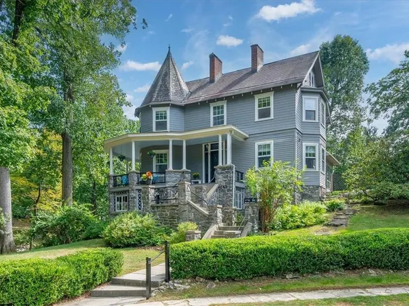 24 Horner Avenue, Hastings-on-Hudson, NY 10706