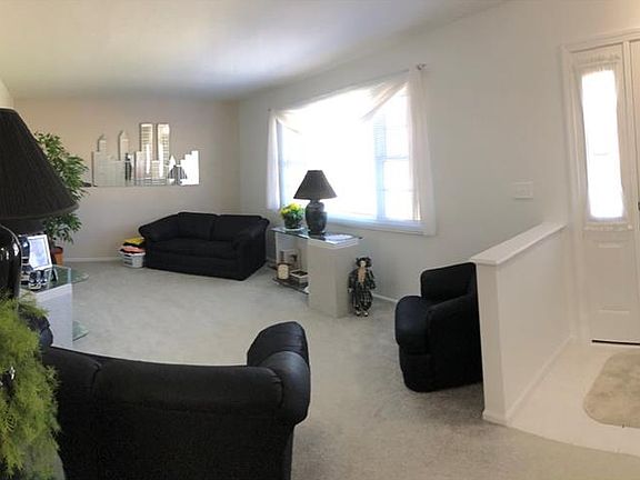 3rd image of 8761 Wildlane Dr