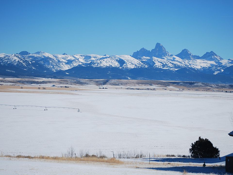 9555 River Rim Tetonia, ID, 83452 Apartments for Rent Zillow