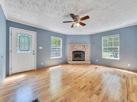5th image of 223 Taylor Tyree Rd