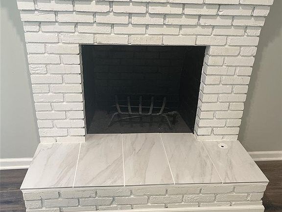 4th image of 232 Ayers Dr