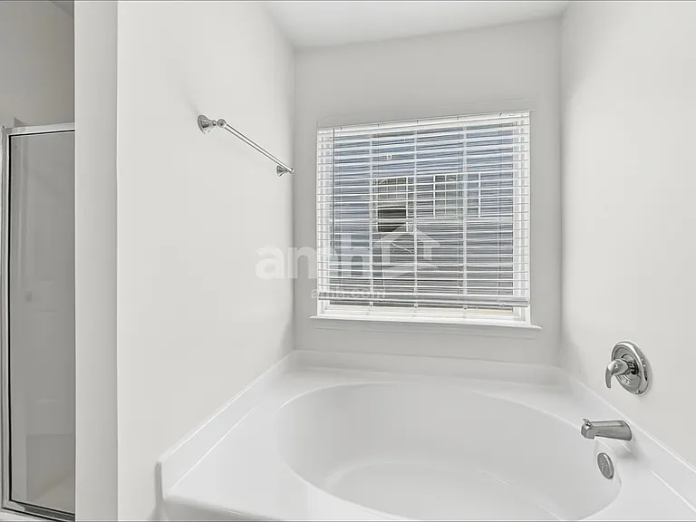 921 Sundance Dr — Photo 14
