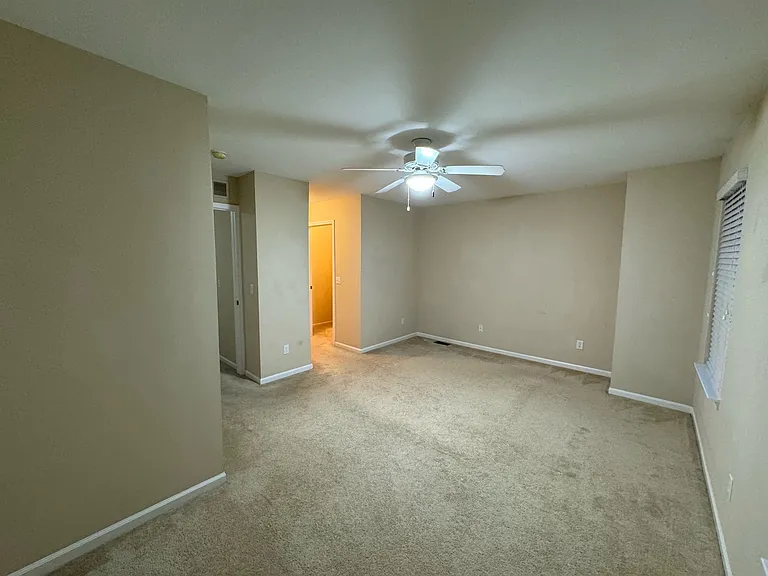 42480 Corlina Dr — Photo 18