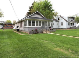 528 W Norwood Ave, Clarksville, IN 47129