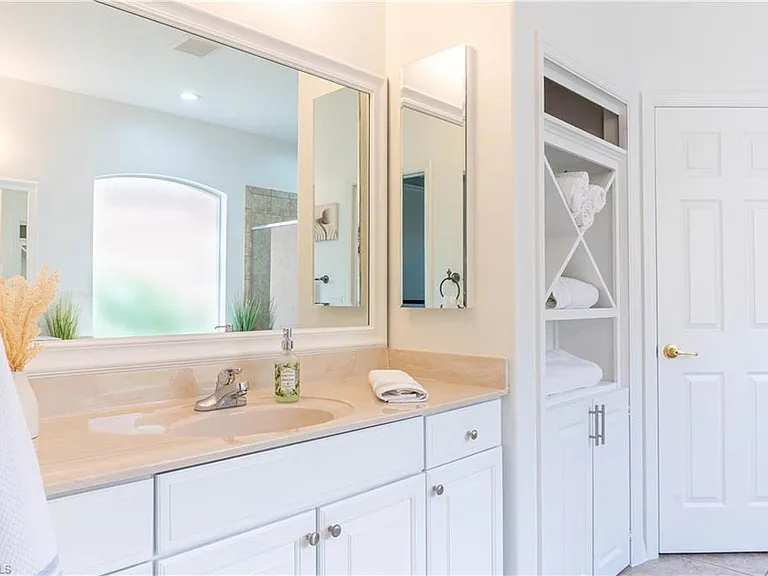14059 Mirror Ct — Photo 20