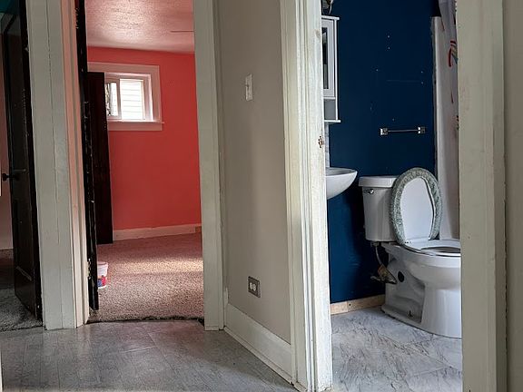 5th image of 3426 W 132nd St