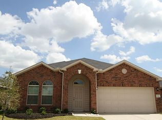 8126 Silent Deep Dr, Rosenberg, TX 77469