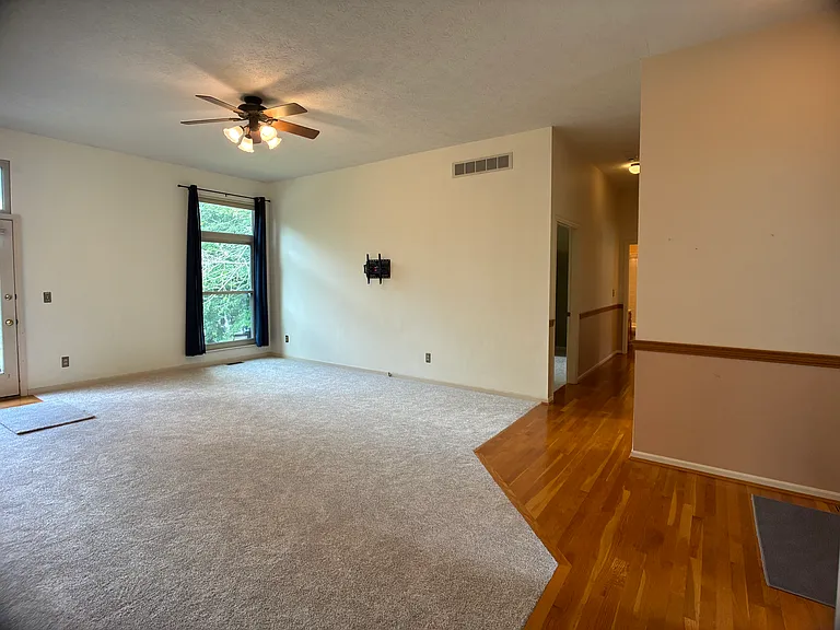 6400 Belmont Park Ct — Photo 10