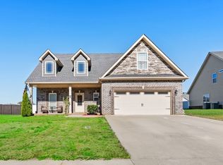 561 Tacoma Dr, Clarksville, TN