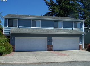 230 Cypress St, Brookings, OR 97415