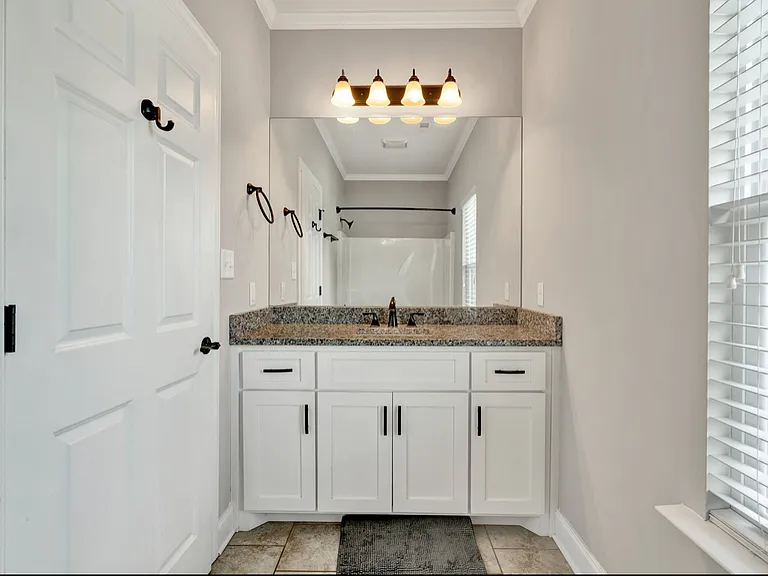 194 Neely Cir NE — Photo 15