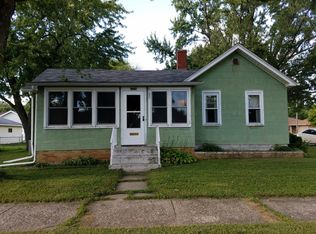 1029 14th Ave, Fulton, IL 61252