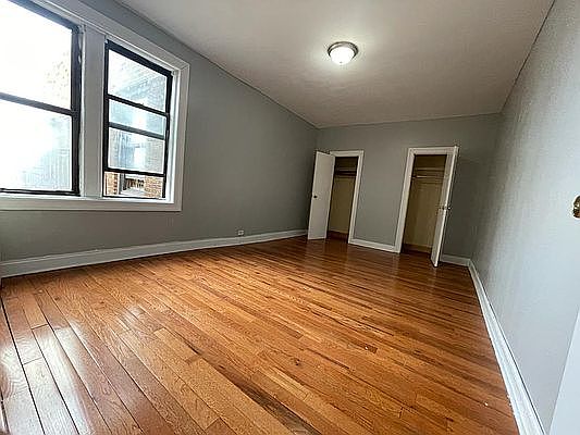 4th image of 2010 Powell Ave APT 6P
