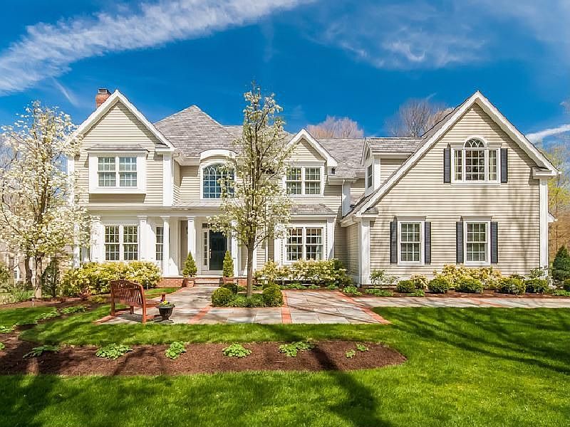 Like New Colonial