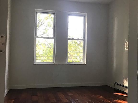 2nd image of 14016 Rockaway Blvd