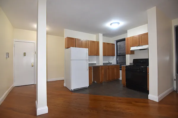 Rented by The Agency | media 4
