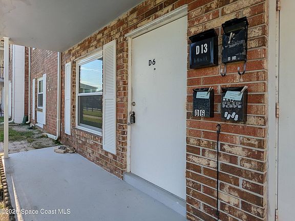 2nd image of 190 E Olmstead Dr Unit D6