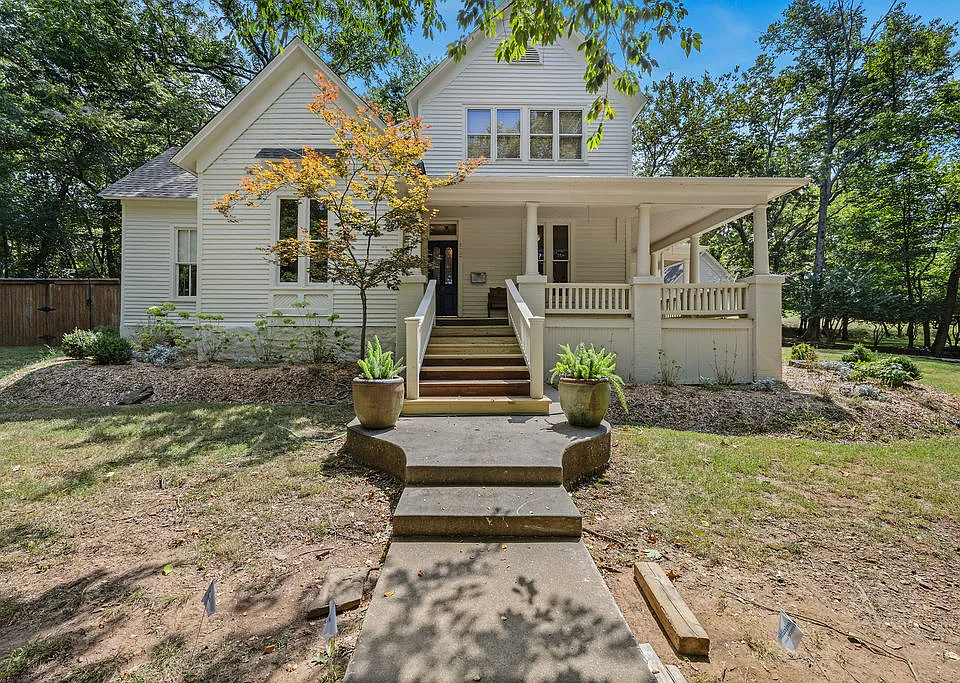 112 N Fletcher Ave