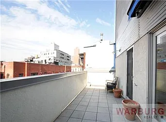 Rented by Warburg
