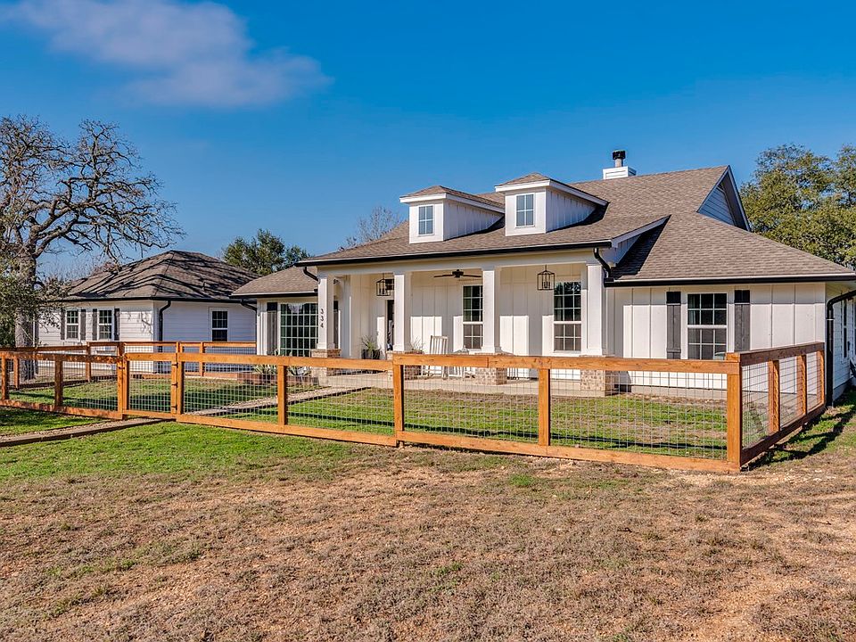 1st image of 334 Cosmos Ln