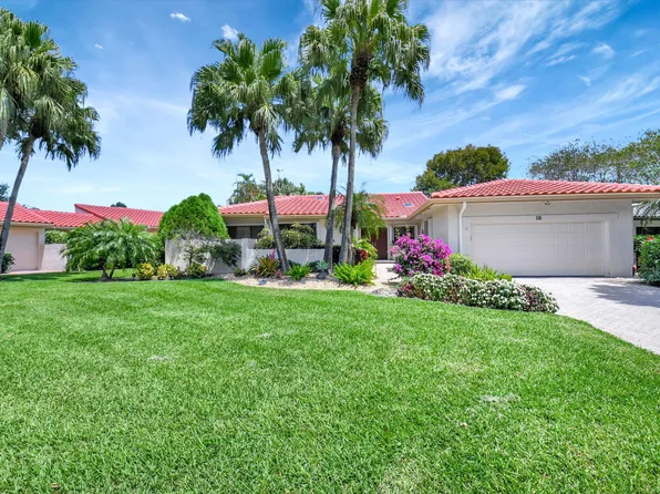 18 Bristol Ln, Boynton Beach, FL 33436