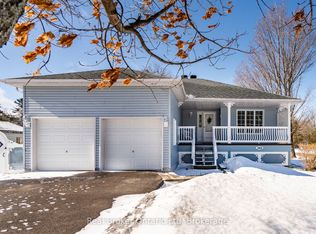 202 Ouida St, Tay, ON L0K 2C0