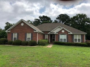 147 E Greenwich Cir, Lagrange, GA 30241