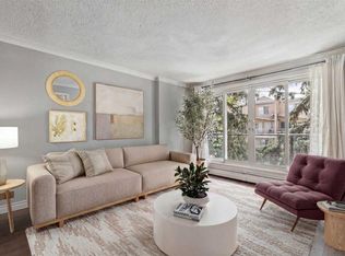 110 S 24th Ave SW #302, Calgary, AB T2S0J9