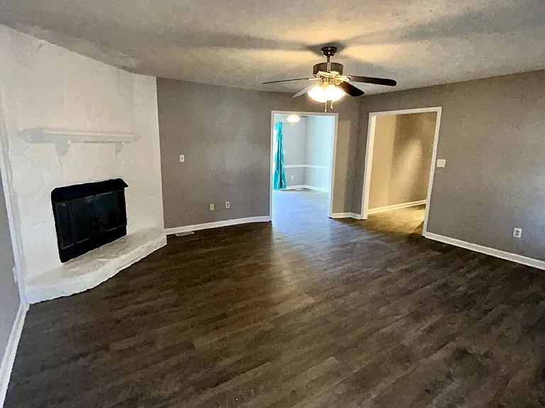 715 Prestige Blvd — Photo 14