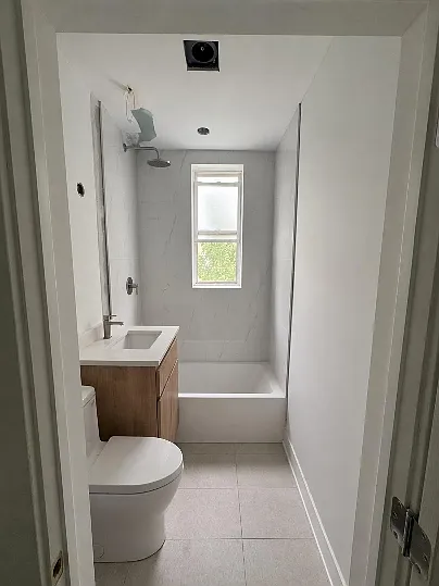 1430 W Ohio St #2F — Photo 4