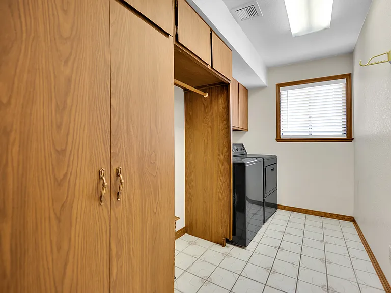 5576 W Rochelle Ave #24C24C — Photo 15