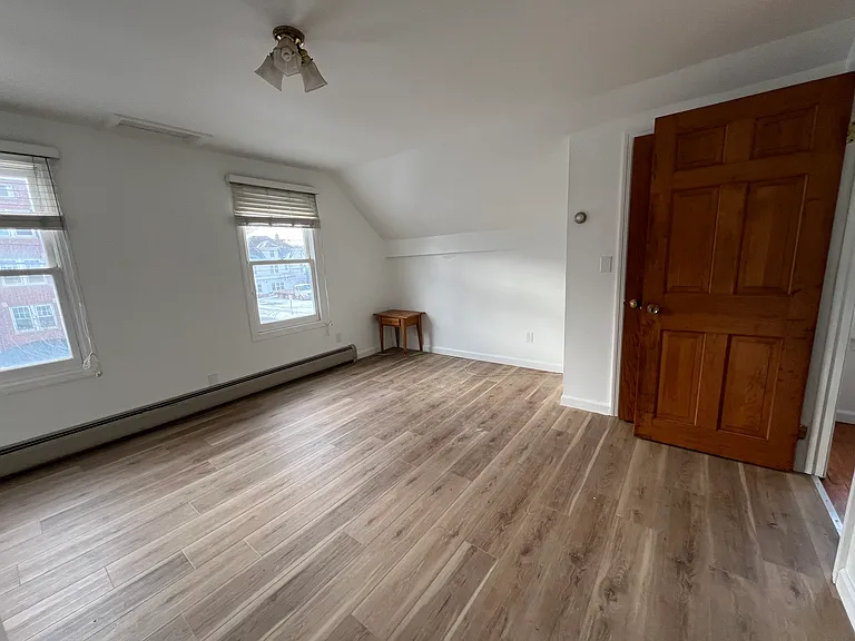 292 Pearl St #3 — Photo 11