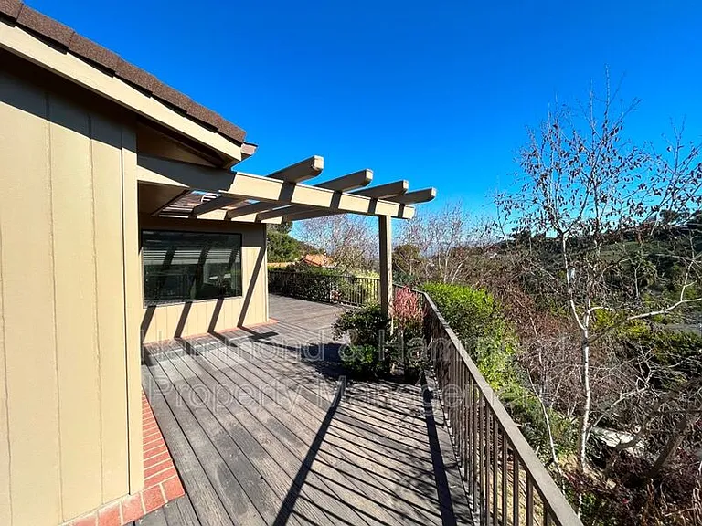 15451 Deerhorn Rd — Photo 24