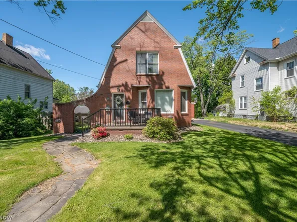124 Hartzell Ave, Niles, OH 44446