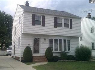 315 Blissfield Dr, Willowick, OH 44095