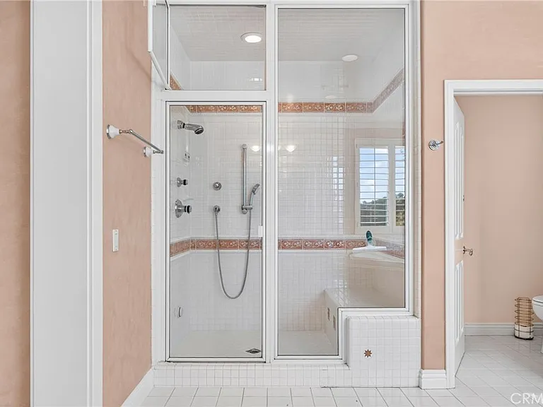 21004 Mendenhall Ct — Photo 45